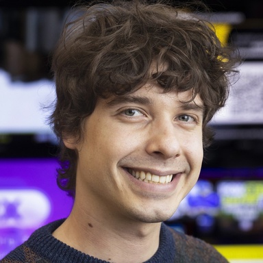 Jake Mayer headshot