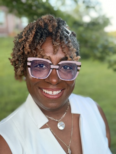A portrait of Shonda Monette