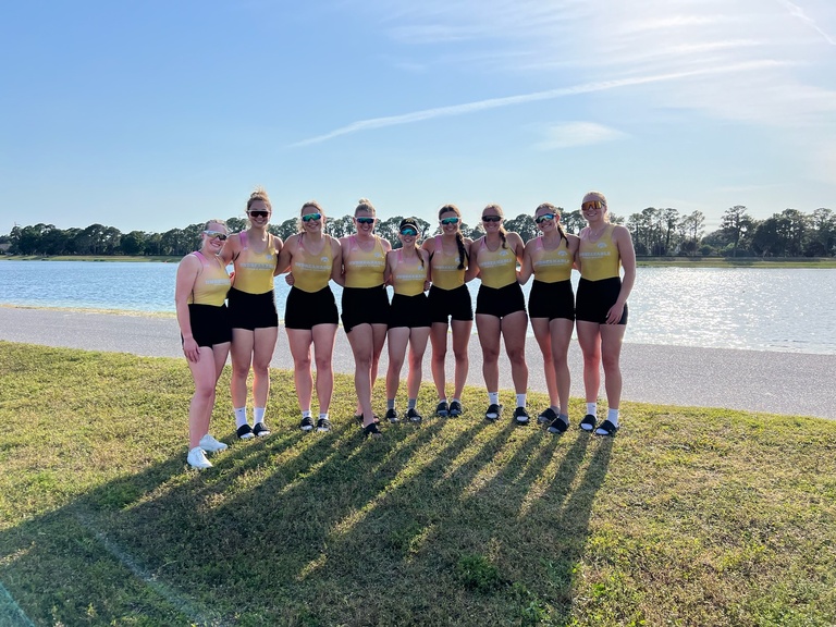 Jaecee Hall, a CLAS alum, has seen success with her clothing business Unbreakable Female Athlete.