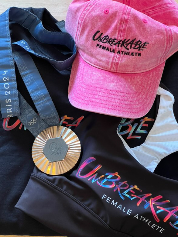 Jaecee Hall, a CLAS alum, has seen success with her clothing brand Unbreakable Female Athlete.