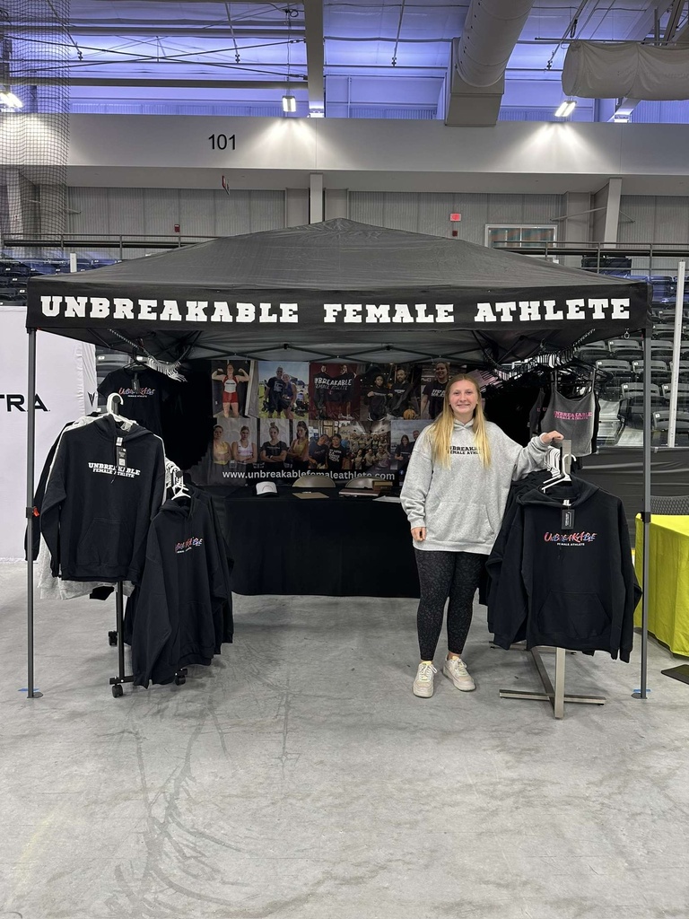 Jaecee Hall, a CLAS alum, has seen success with her clothing business Unbreakable Female Athlete.