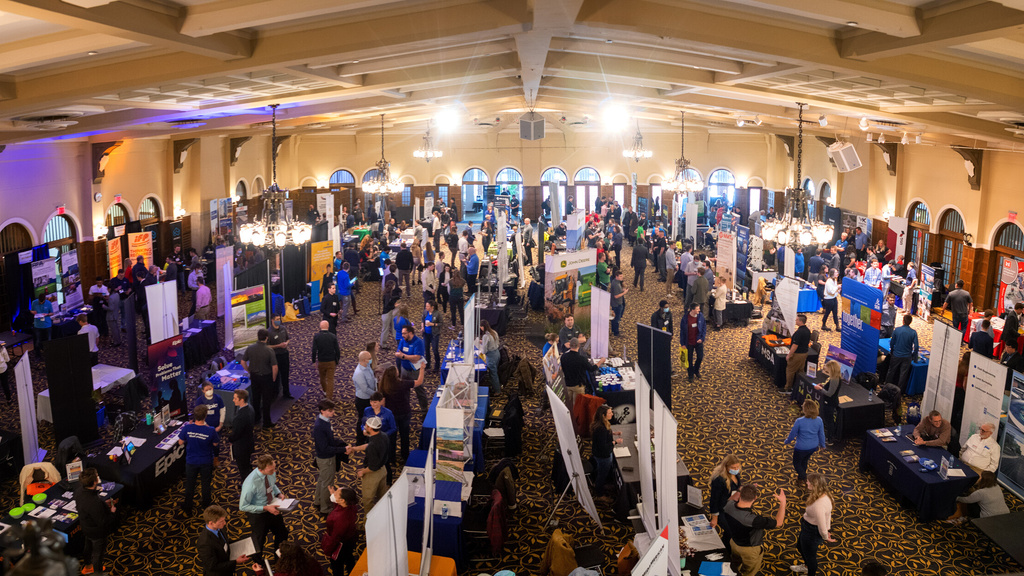 a picture of a crowd at the 2022 career fair from a birds-eye view